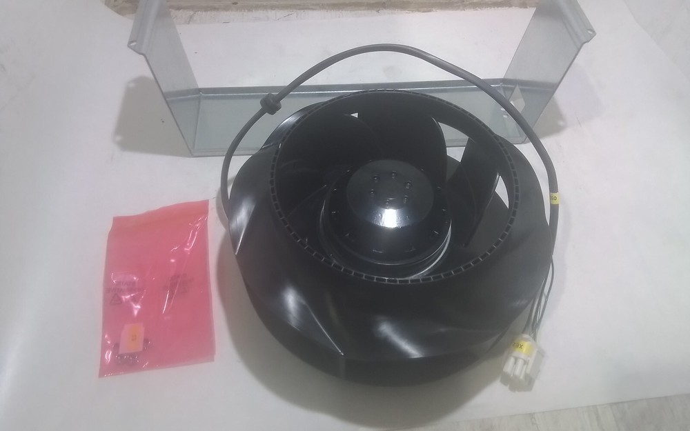 KUKA OUTER FAN + HOLDER 113403 (VT5)