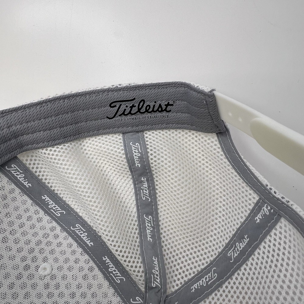 Titleist Golf Bay Hill Adjustable Cap Embroidered Logo White
