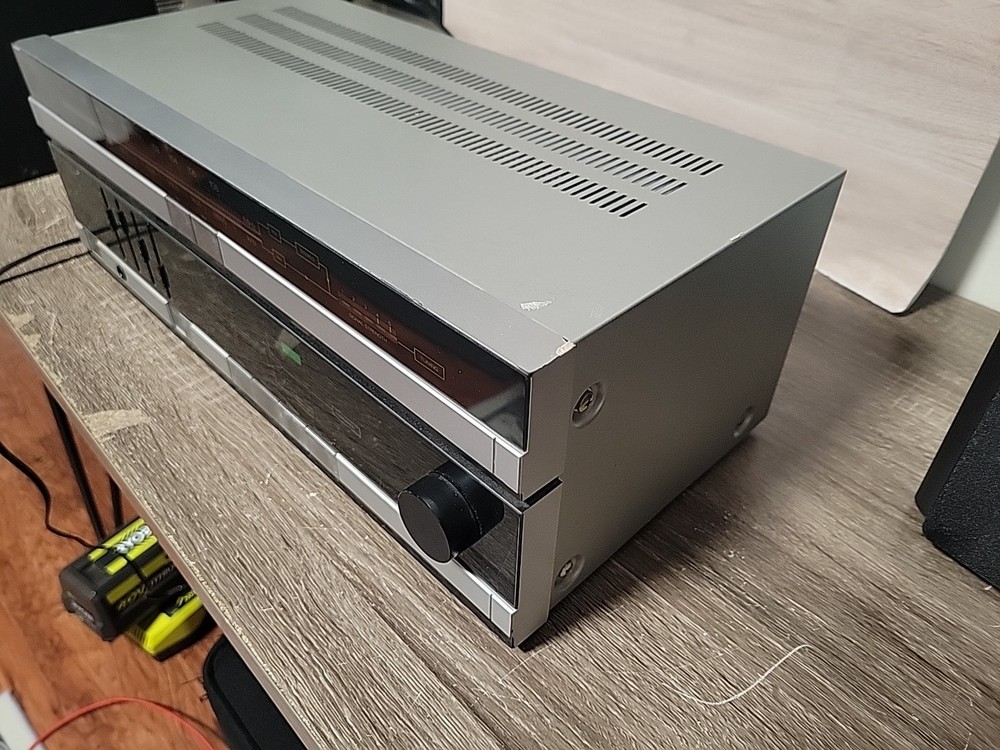 Magnavox amplifier with tuner