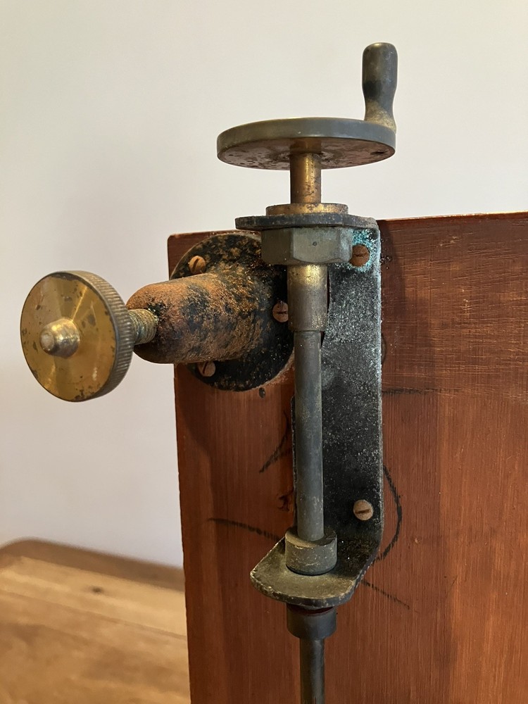 Antique Seederer-Kohlbusch Bench Model Beam Balance Scale