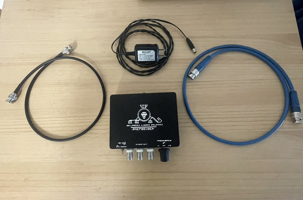 Black Lion Audio Micro Clock MK1 Master Clock W/POWER SUPPLY AND BNC CABLES 2Ft