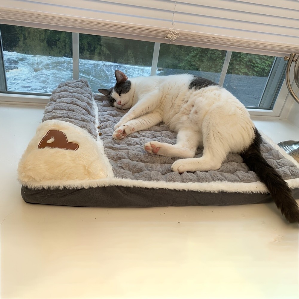Comfortable Thickened Cat Bed Dog Sleeping Pad - Detachable Milk Pad