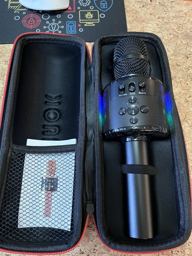 Bonaok Wireless Bluetooth Karaoke Microphone