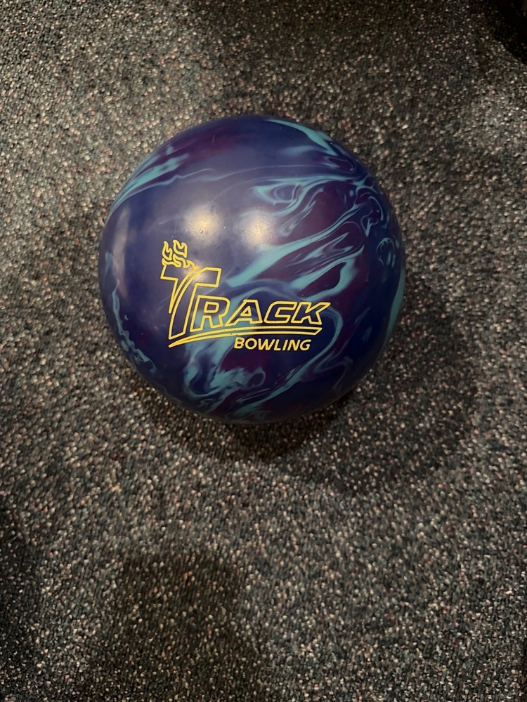 Track Criterion Bowling Ball 15lbs