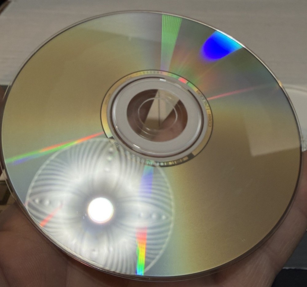 Vintage 1996 Dinosaur Hunter PC CD-ROM Eyewitness Virtual Reality Windows 95