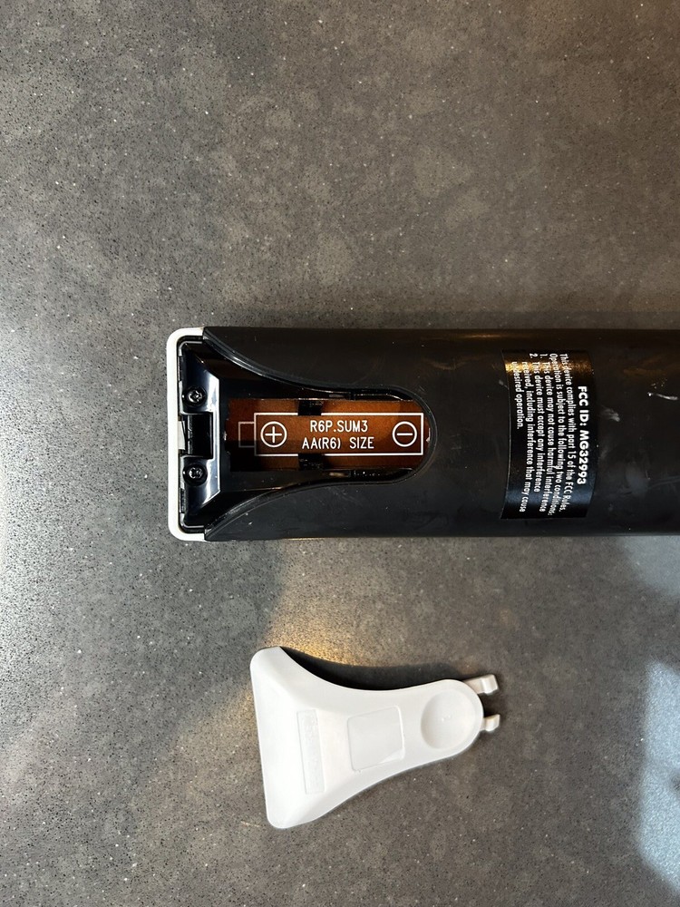 Direct TV Remote Control Rc66x MG32993