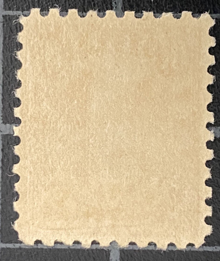 US Stamps - SC# 591 - MOGH - Catalog Value $40.00