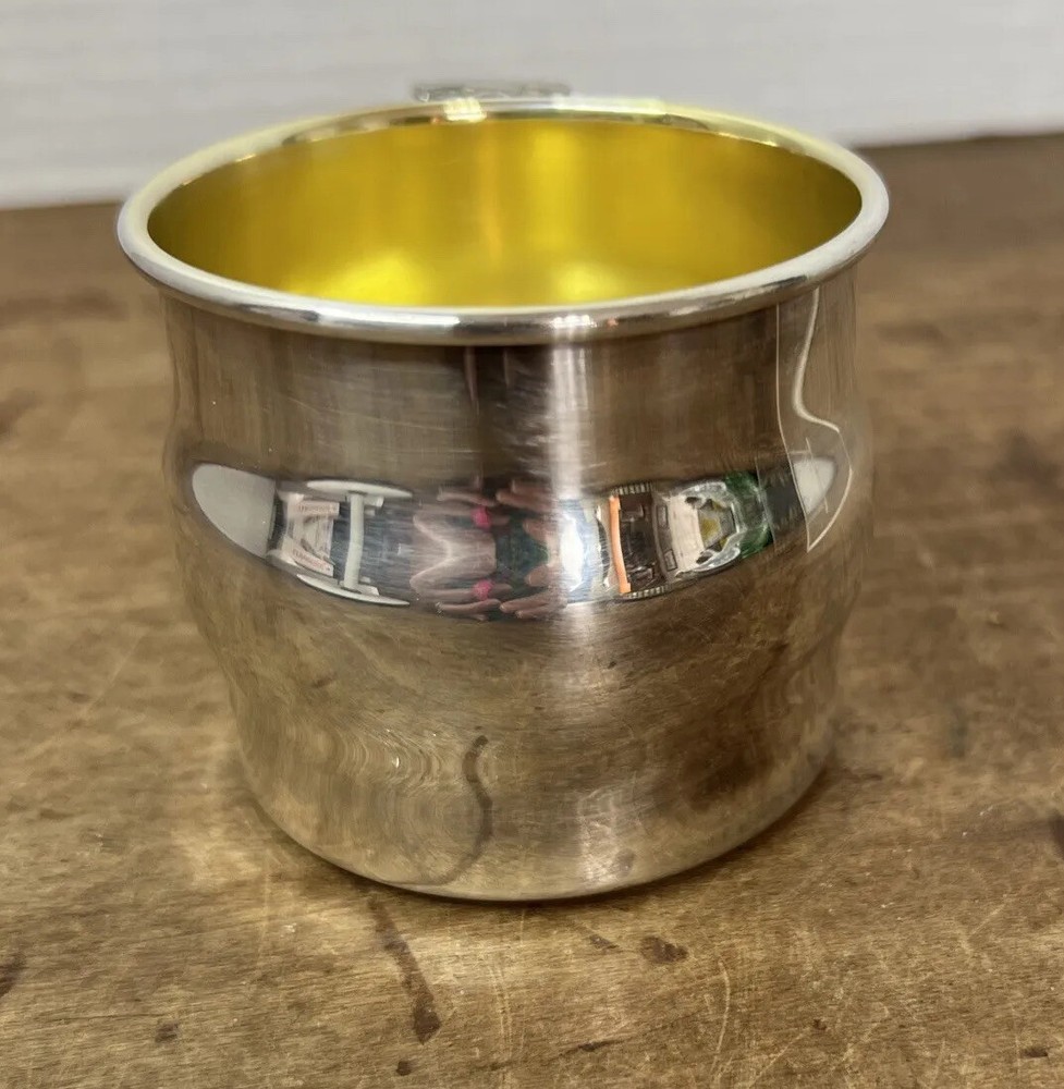 Vintage ONEIDA silver plate Baby Cup, Plain Design,