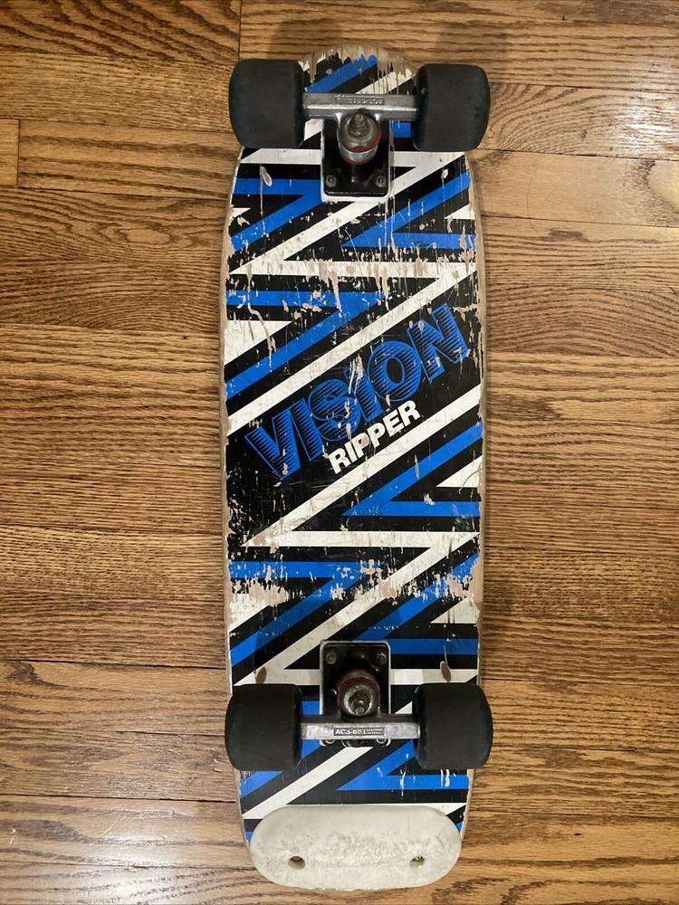 Retro! ~ (1988) ~ Vision / "Ripper II" / Complete Skateboard!