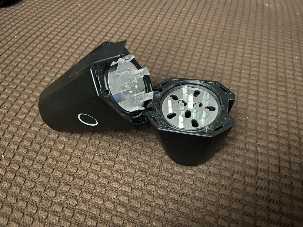 smart electric herb/spice grinder