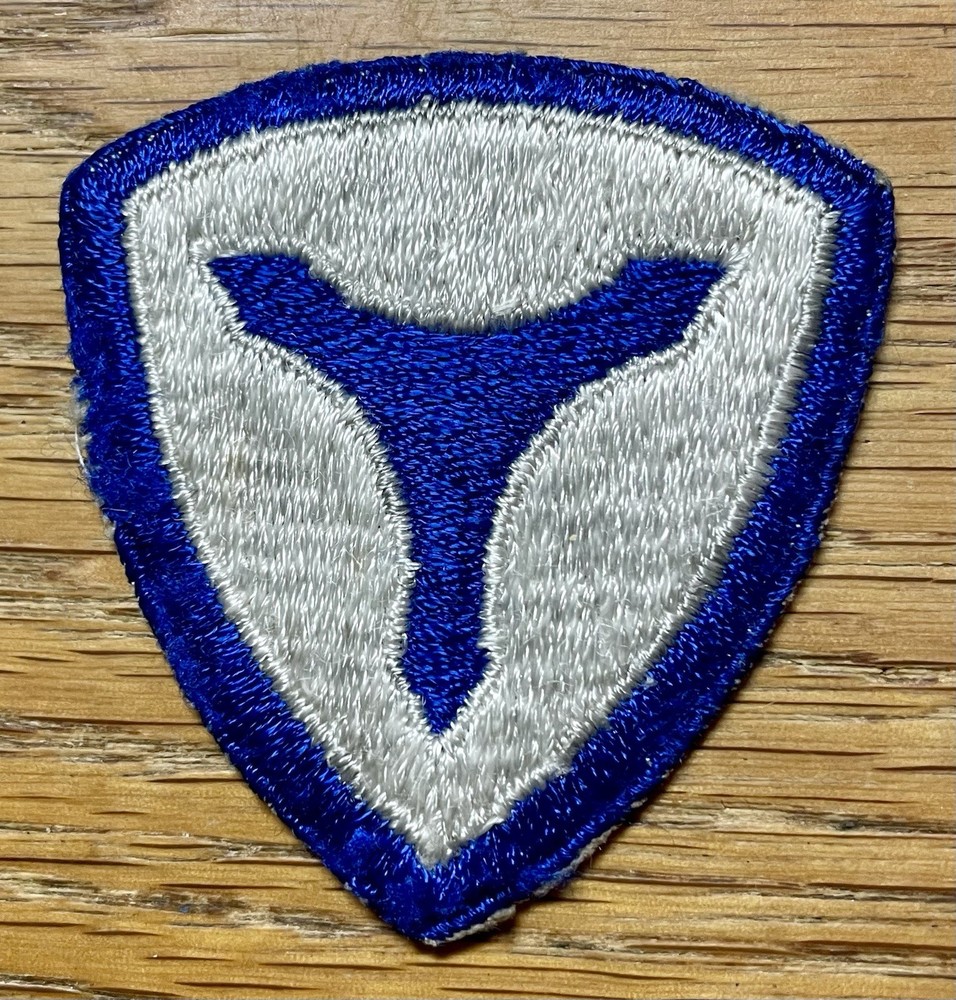 ORIGINAL WWII - U.S. ARMY 3rd SERVICE COMMAND PATCH-THIN BORDER-WORN-NO GLOW