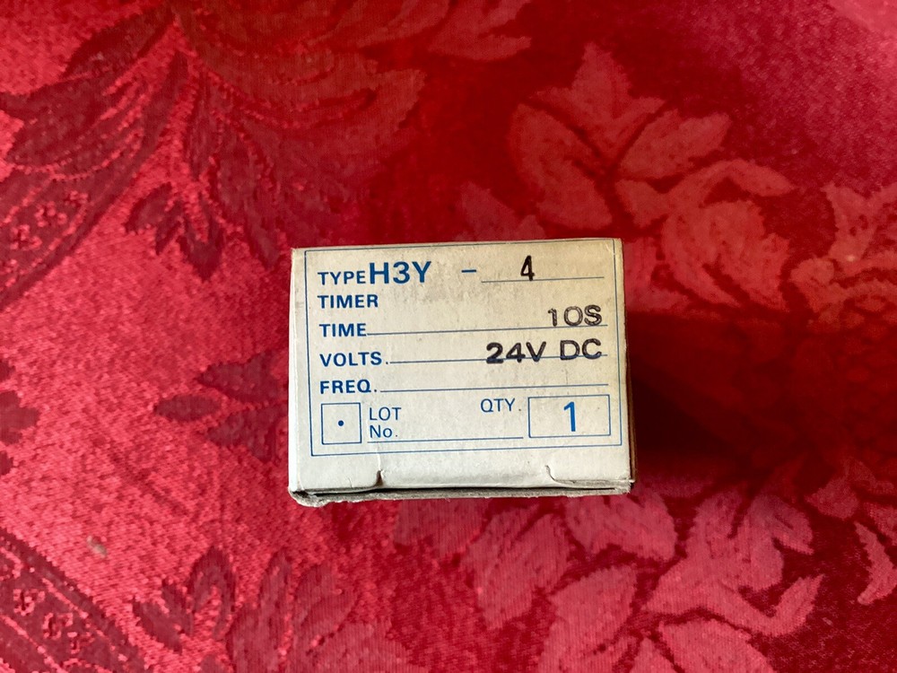 Omron H3Y-4 10 Second Timer 24 VDC “New”!