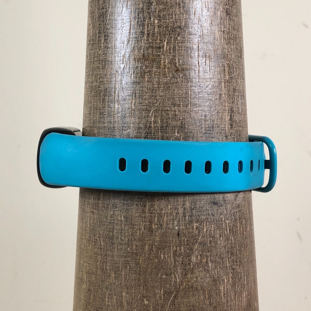 Fitbit Inspire 2 Blue FB424 SMALL Activity Tracker 7 1/4" **With Charger