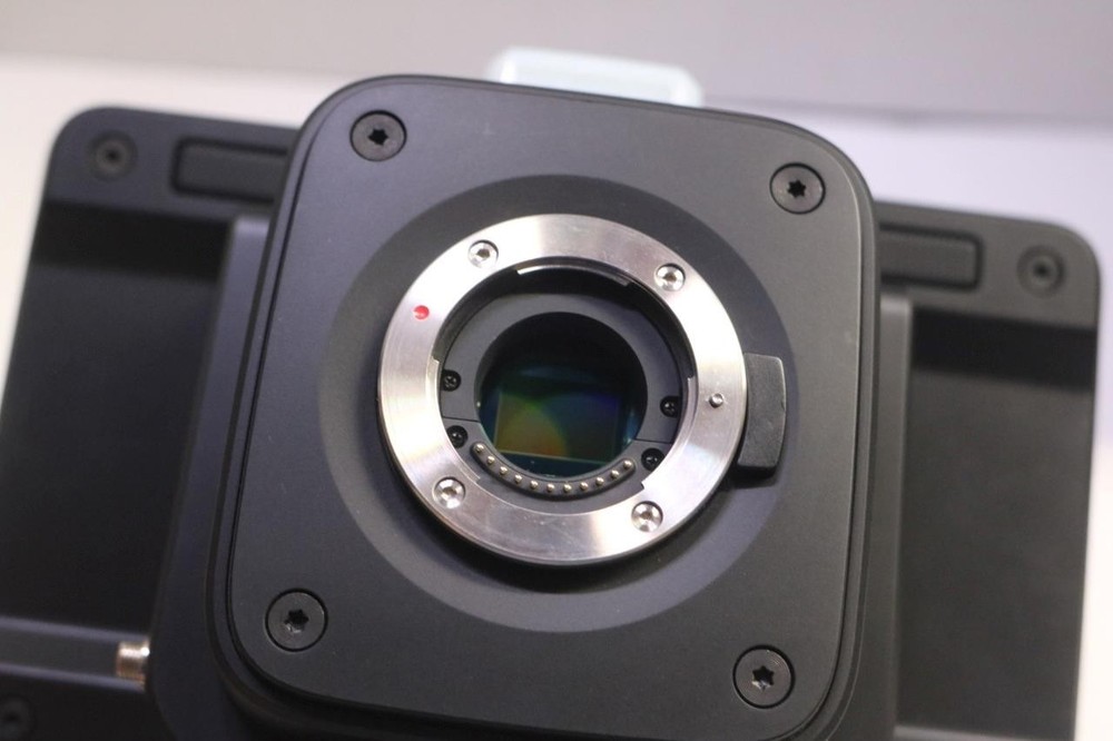Blackmagic Design Studio Camera 4K Plus