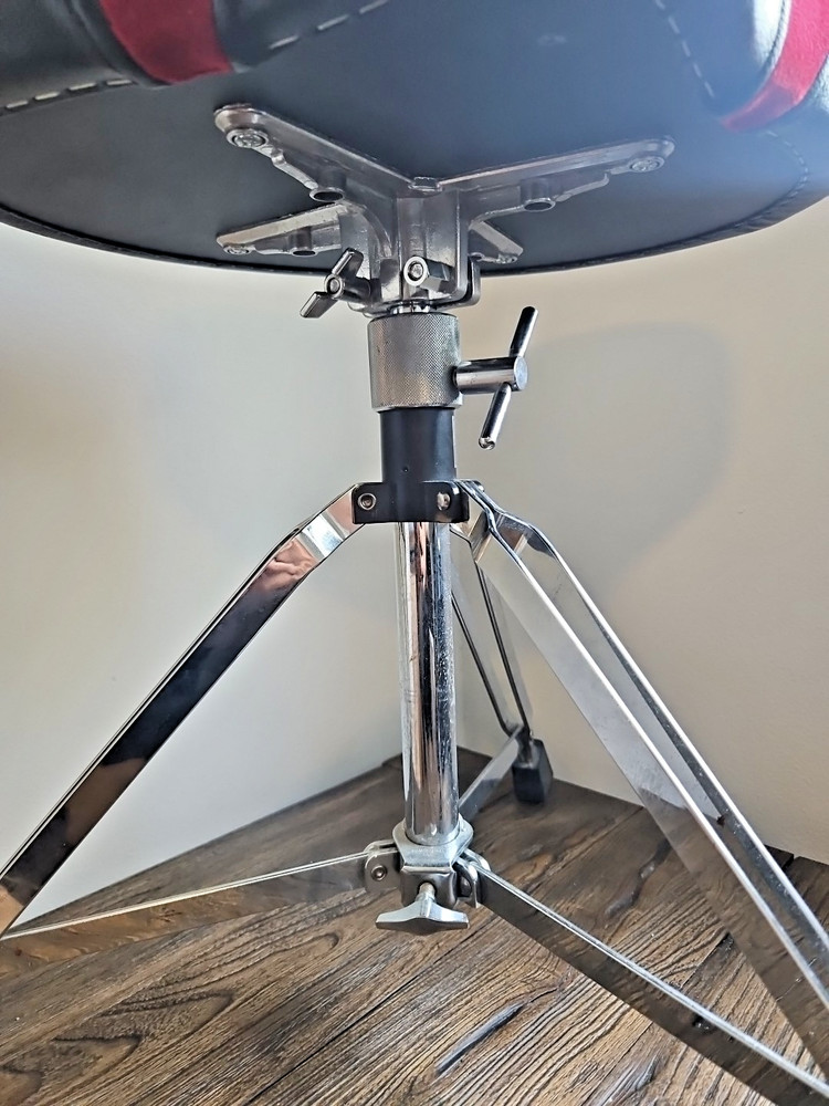 Custom Percussion WMCTR Drum Throne - Red Padded Velvet