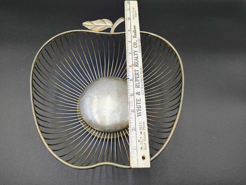 Vintage Silverplate Apple Design Wire Fruit Basket
