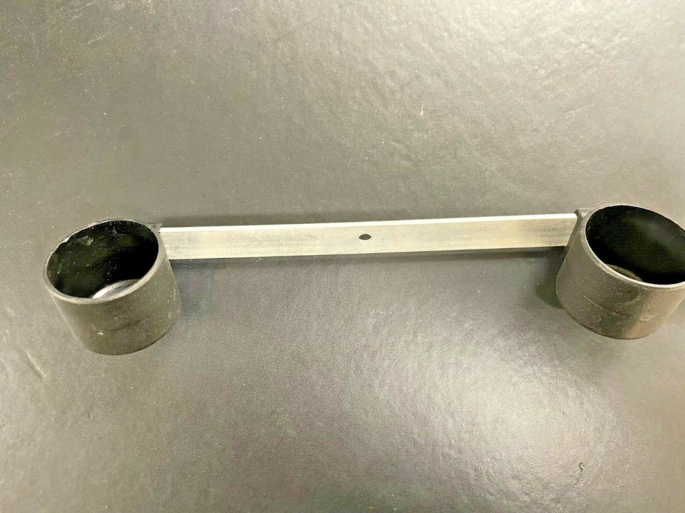 DOUBLE BEACH TRIPOD CUPS WITH  ALLOY CROSS BAR