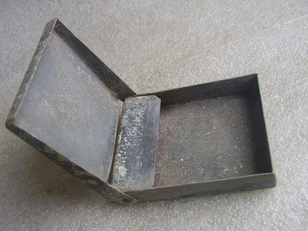 WW2 German Cigarette BoxTrench Art