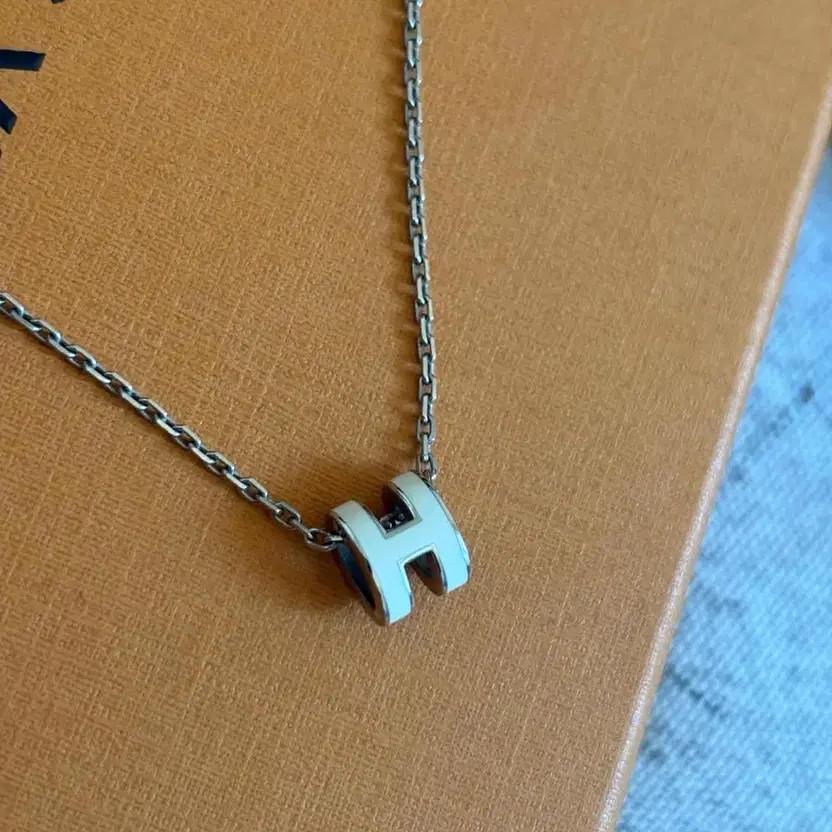 Hermès Mini Pop-Ash Necklace, Authentic, Lightly Used