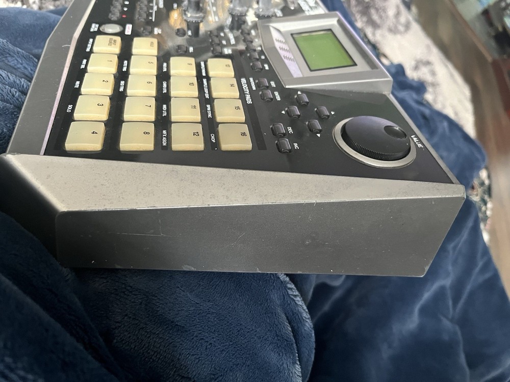 Roland SP-606 Sampling Workstation