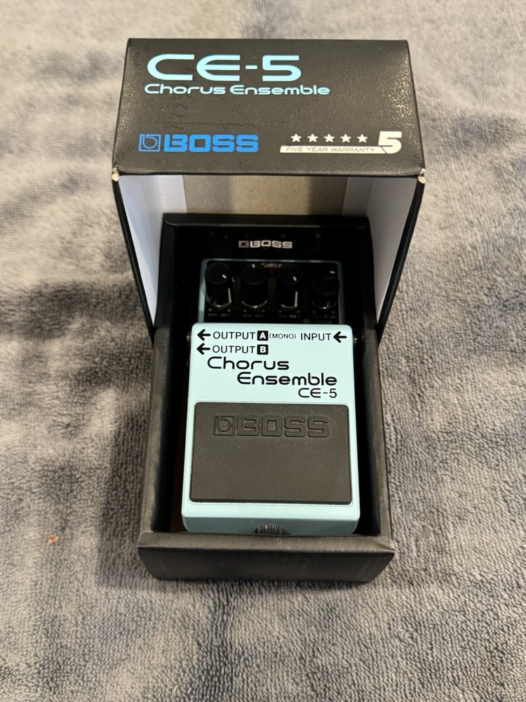Boss CE-5 Chorus Ensemble Pedal