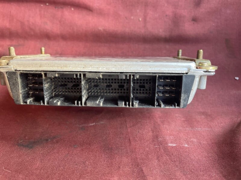 Nissan Cabstar Engine control unit BOSCHE ECCS - 834 0281010562