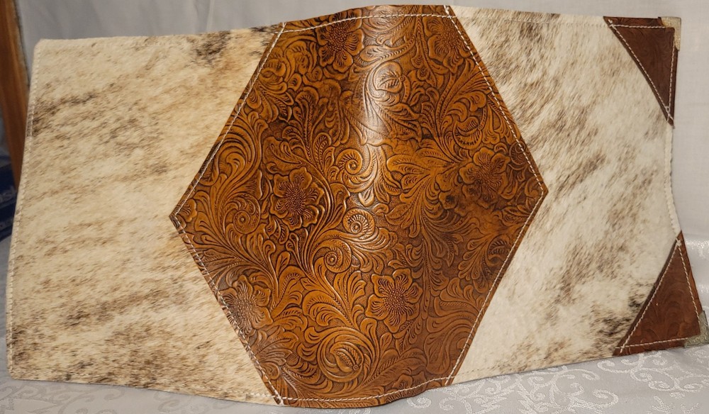 Cowhide Natural leather & Textured beige – leather folio