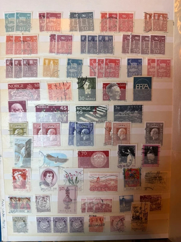 Norwegian stamp collection- 500 different stamps