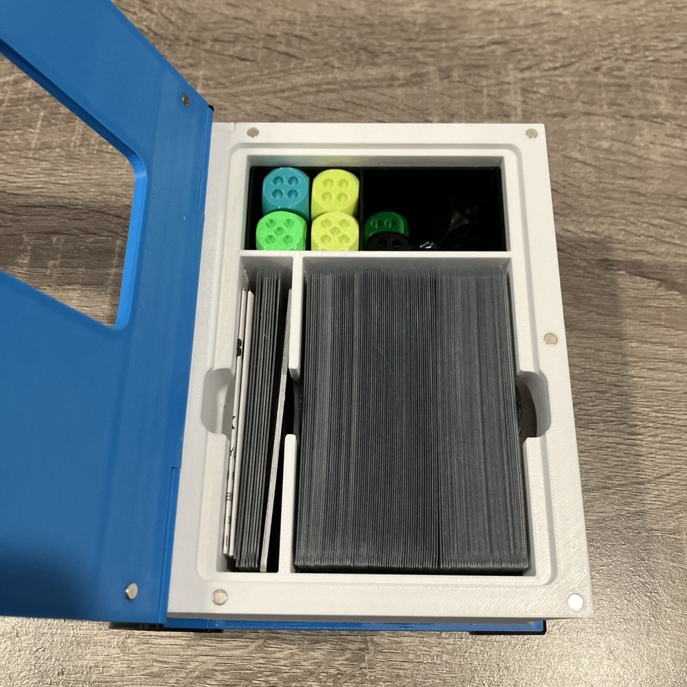 MTG Commander Deck Box - Final Fantasy Themed Commander Display Customizable