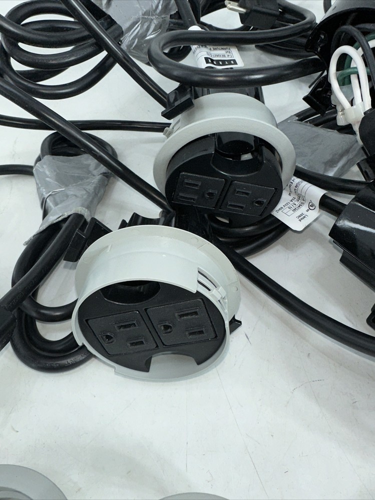 Byrne Black Power Data Center Node 2-Outlet Interlink Cable Management System