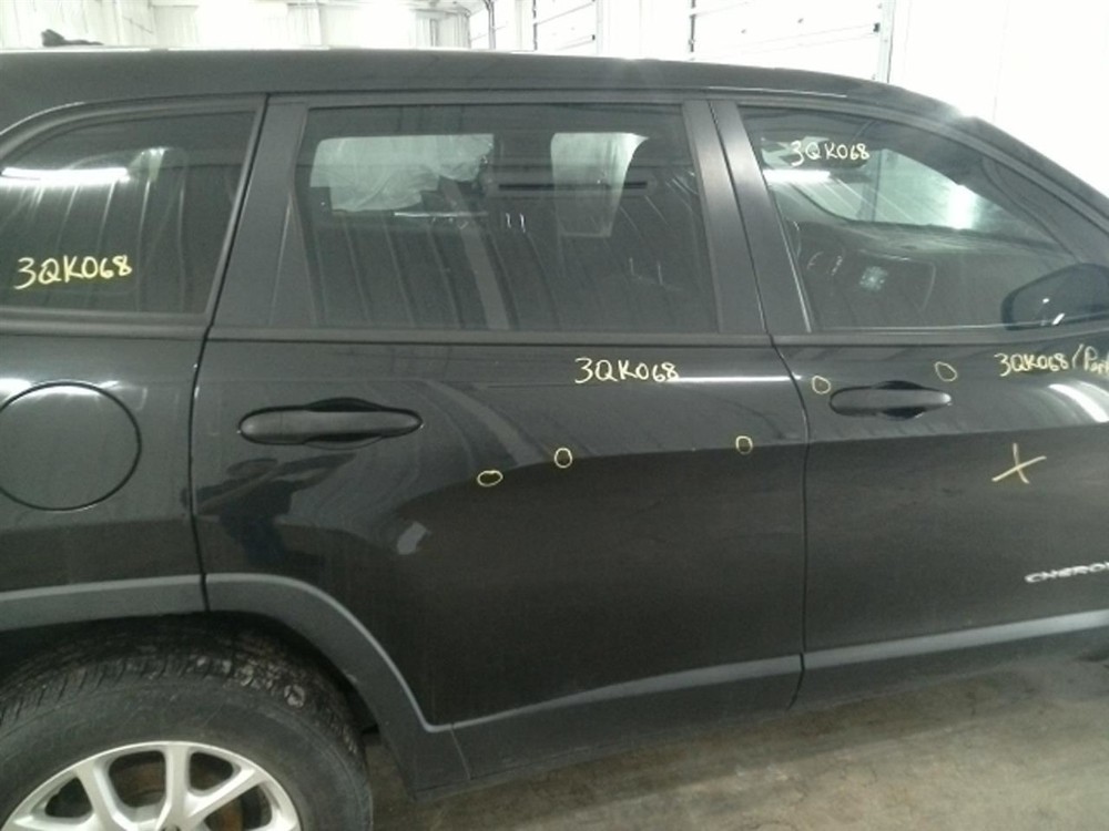 CHEROKEE 2014 Keys/Latches/Locks 104743581