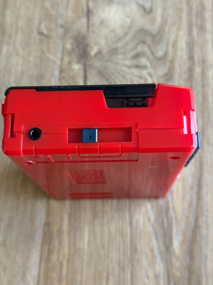 Crown Stereo Cassette Player Model CS-11 Red Does NOT work AS IS NO Returns