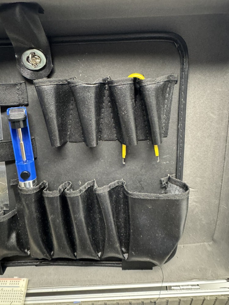 Elenco Electronics XK-700 Digital/Analog Trainer