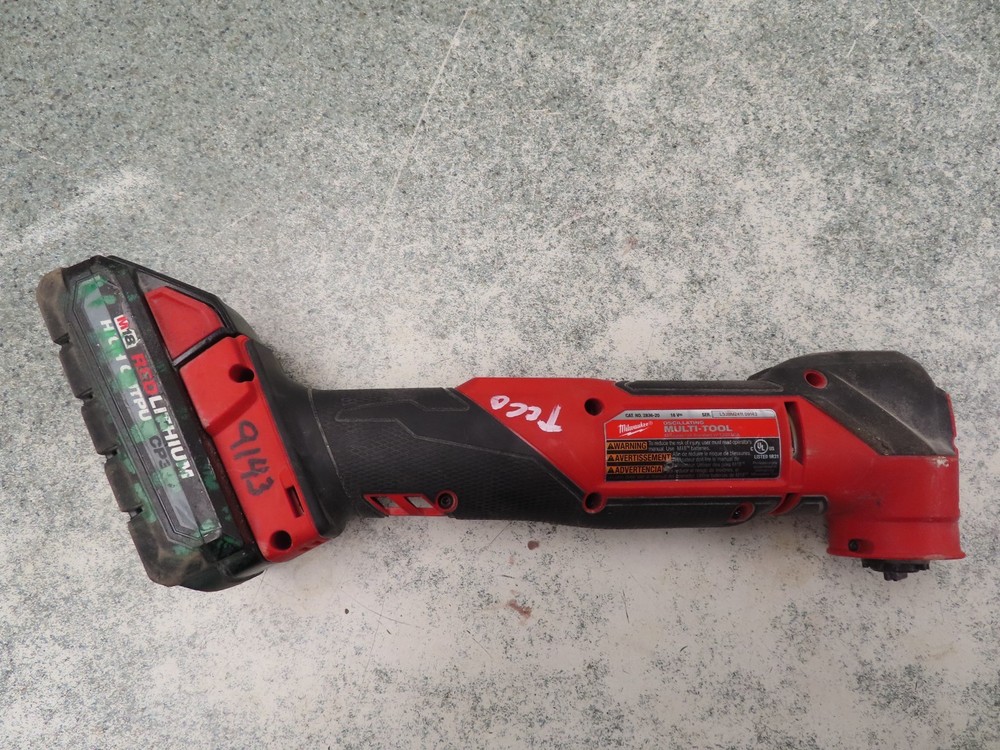 Milwaukee 3 Tool Combo Kit 2 Batteries USED