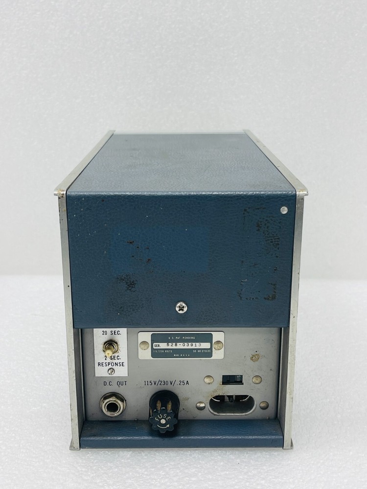 Hewlett-Packard 3400A RMS Voltmeter / READ