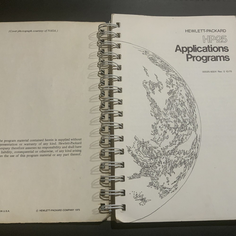 1975 Hewlett-Packard HP-25 Calculator Applications Programs Ringed Guide Book