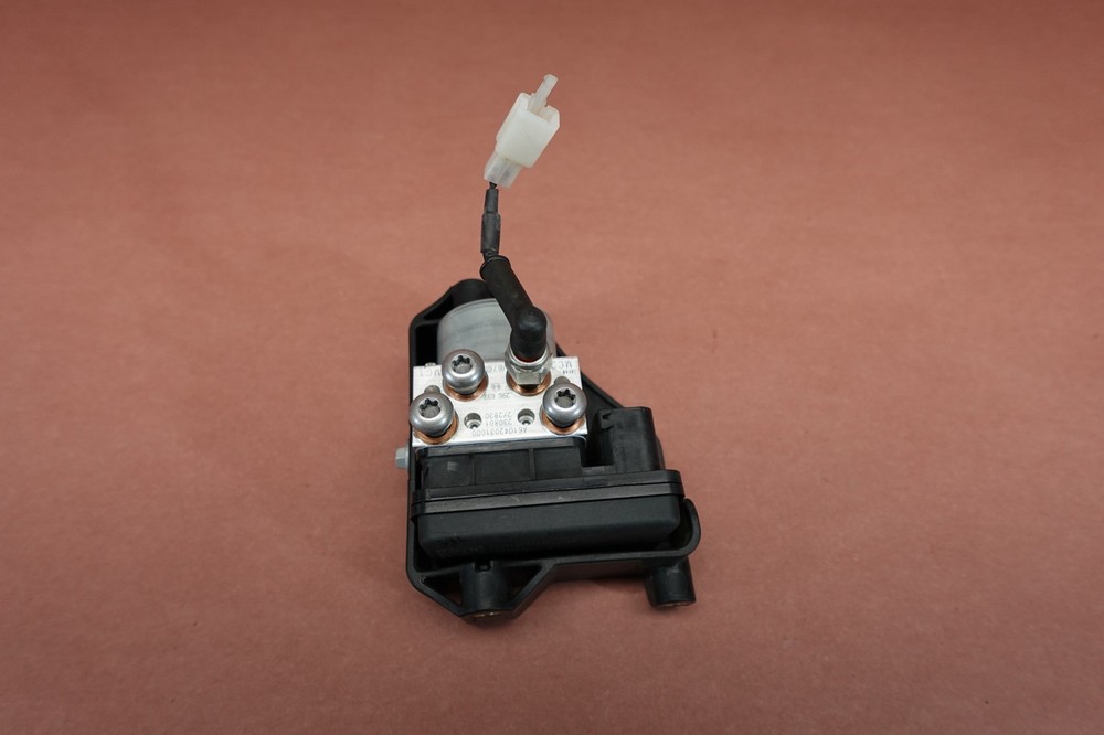 22-25 HUSQVARNA NORDEN 901 ABS PUMP MODULE