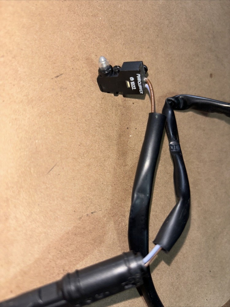 DUCATI PANIGALE V4 2018 V2 2021 BRAKE MASTER CYLINDER PUMP SENSOR SWITCH