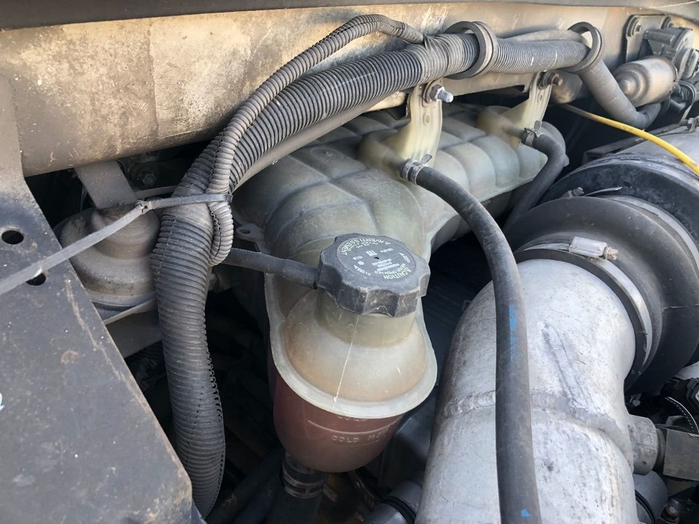 2004-2010 Sterling L9501 Radiator Overflow Bottle - Used
