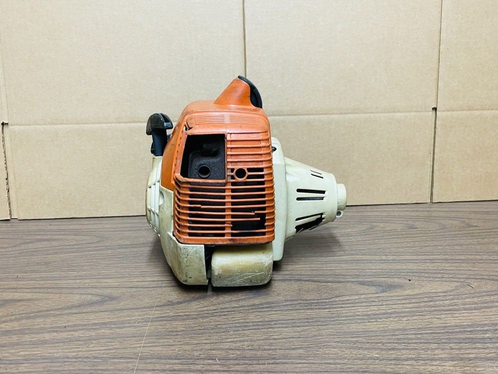 STIHL FS250 Trimmer Engine Head 40cc Project STARTS UP Needs Repair Read Notes🔧