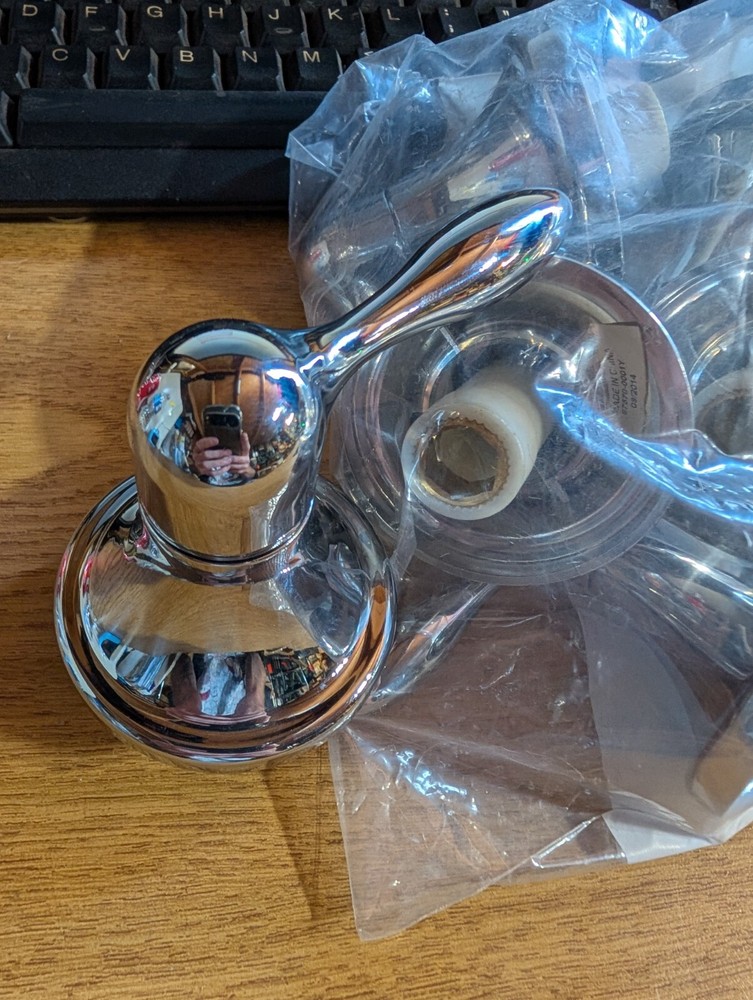 Speakman S-1183 HANDLE ONLY POLISHED CHROME