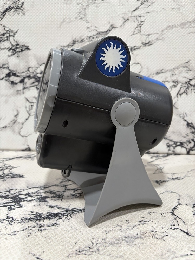 Smithsonian Planetarium Projector Battery Powered With 3 Films