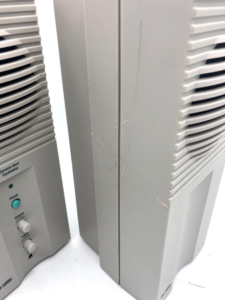 Labtec 2-Piece Speaker System LCS-1020 Includes Power Cord