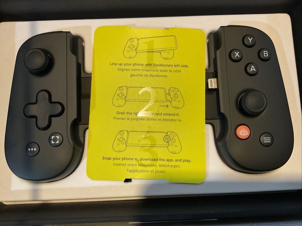 Backbone One Mobile Gaming Controller For iPhone Excellent Condition Plays Well