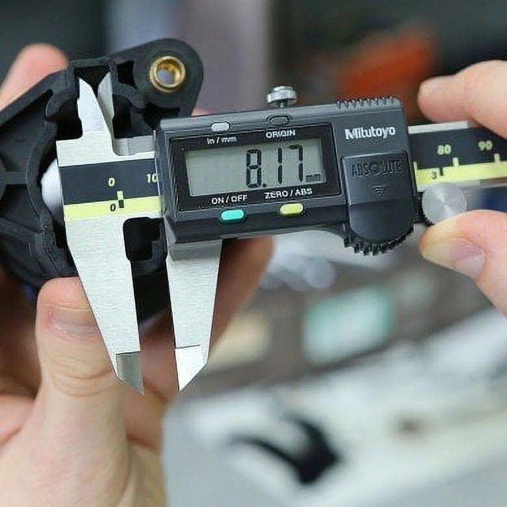 500-196-30 Mitutoyo Digital Caliper | 0-6" (150mm) | Absolute Encoder | New US