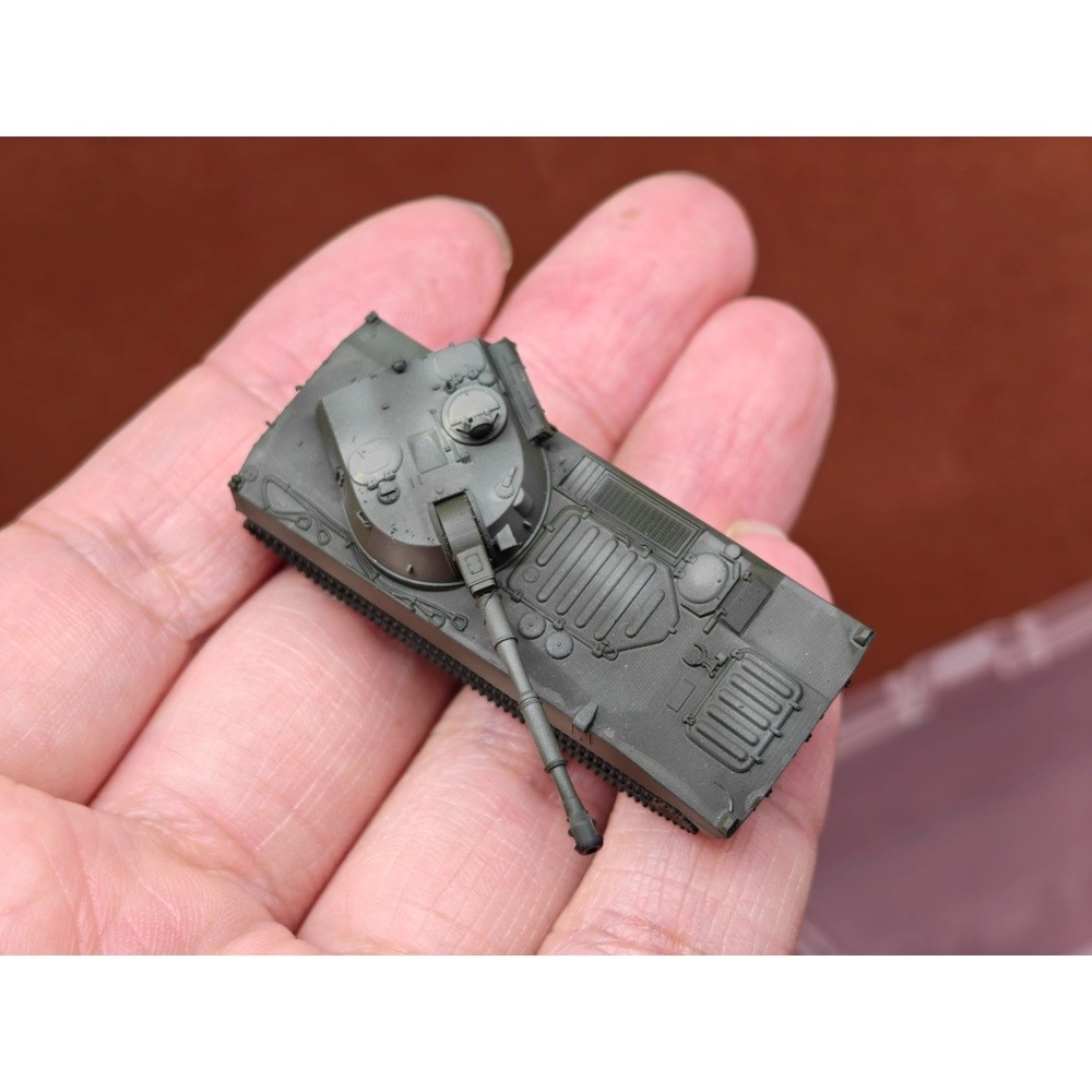 1/144 Soviet 2S1 Self-Propelled Howitzer Painted Finished Model