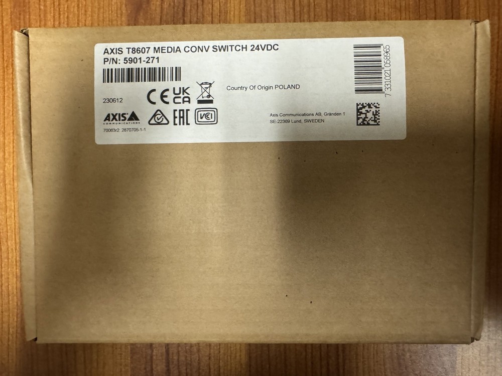 Axis Communications T8607 (5901-271) 24VDC Media Converter Switch NEW