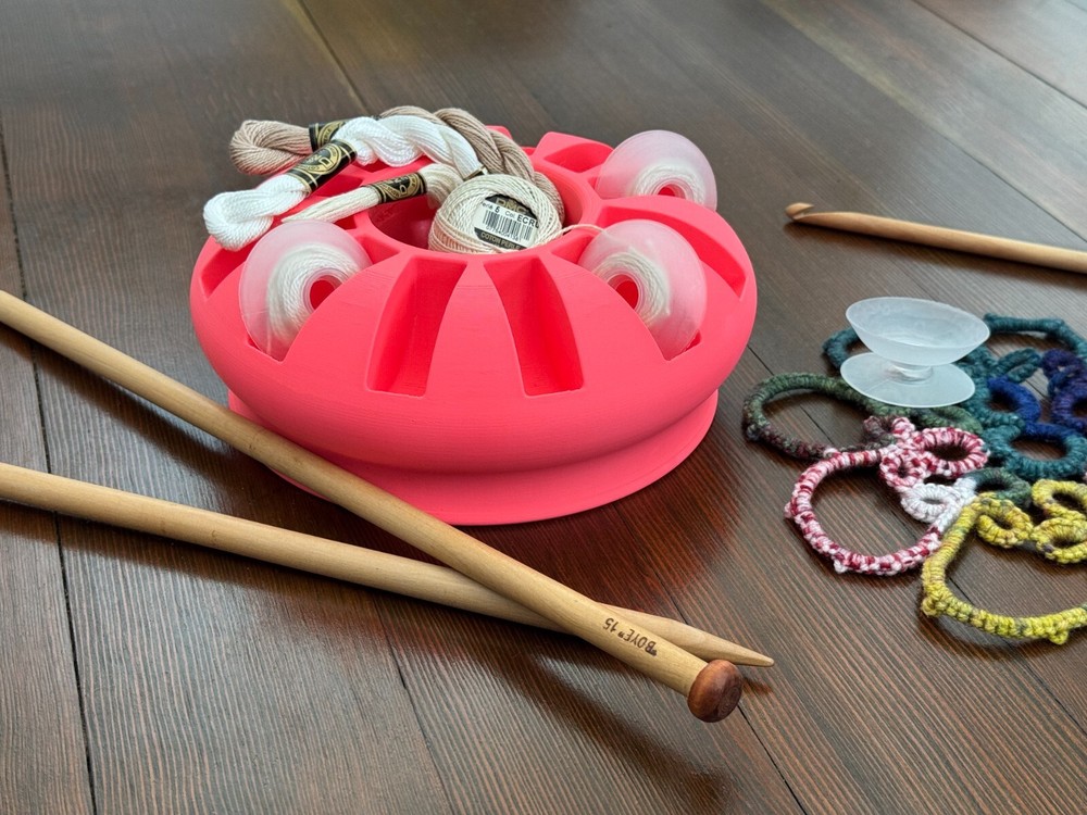 BobbinShip S12 - 3D Printed Thread Bobbin Caddy