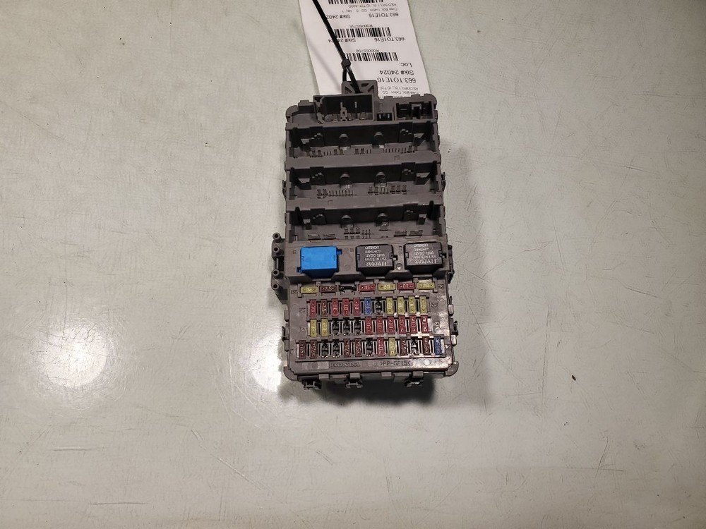 COROLLA 2016 Fuse Box Cabin 55758