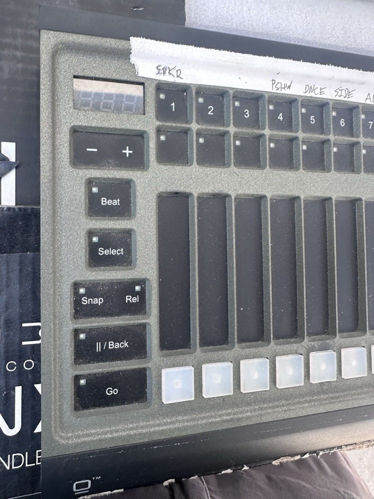 Obsidian NX Touch DMX Lighting Controller Tested and USB Cable